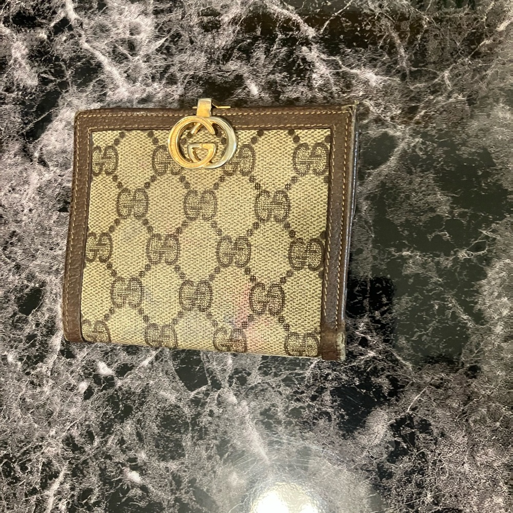 Gucci Brown and Tan Key Card Holder with Iconic GG Monogram
